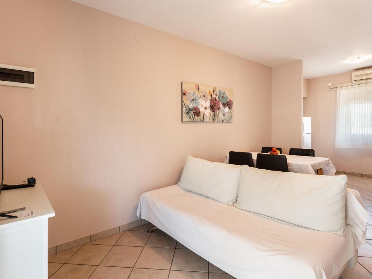 Apartment Tino-2 By Interhome Sukošan Εξωτερικό φωτογραφία